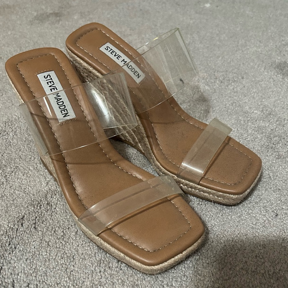 Steve Madden clear sandals never worn